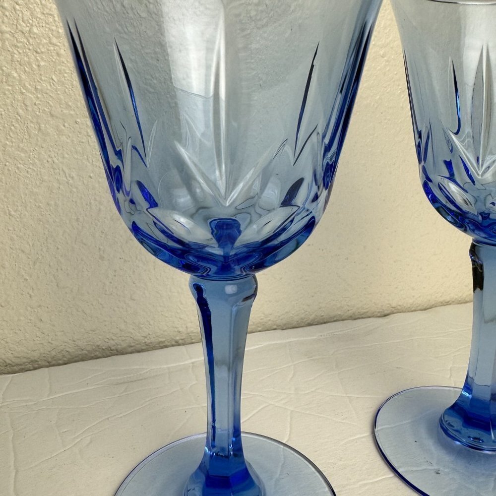 Vintage Blue Wine Glasses Goblets Set of 2 7.5" Tall - Picture 2 of 8